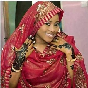 Meet your Posher, Nahed